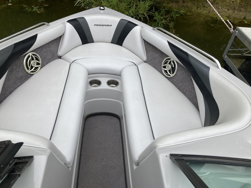 Moomba Power boats For Sale by owner | 2008 23 foot Moomba MOBIUS